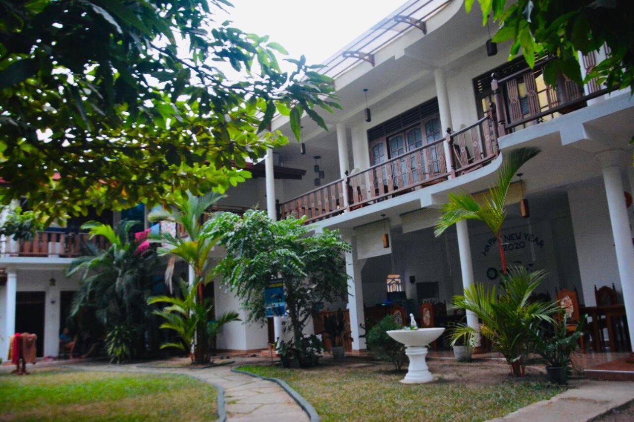 Mermaid Inn มิริสซา ภายนอก รูปภาพ